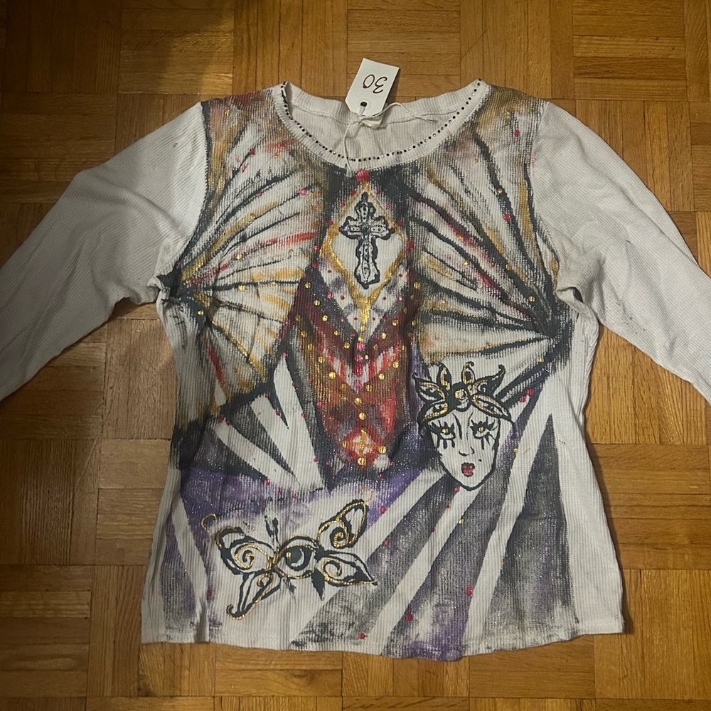 Graphic long sleeve